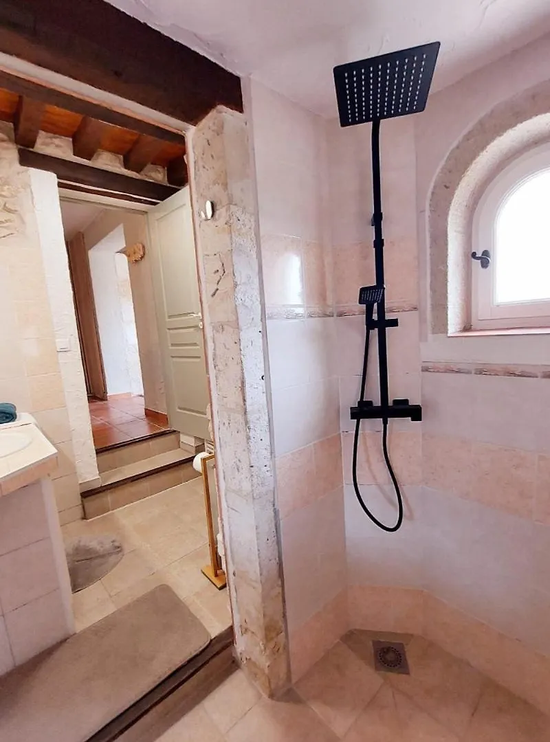 Chambre Porthos Ayguetinte Fransa
